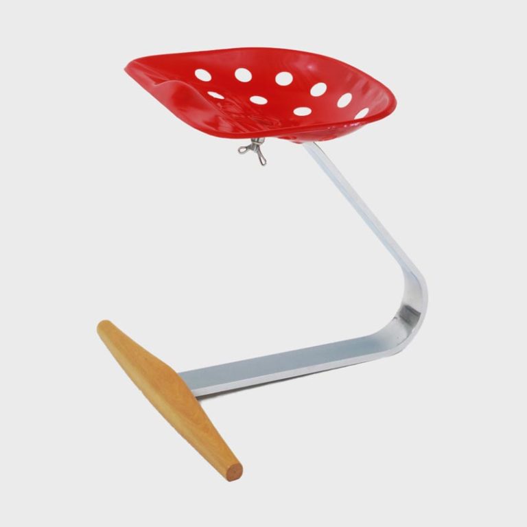 Sgabello Zanotta Mezzadro rosso di Achille Castiglioni